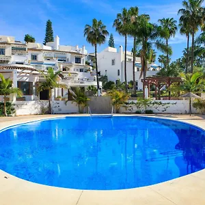 https://apartment-oasis-nerja.es-andalucia.com